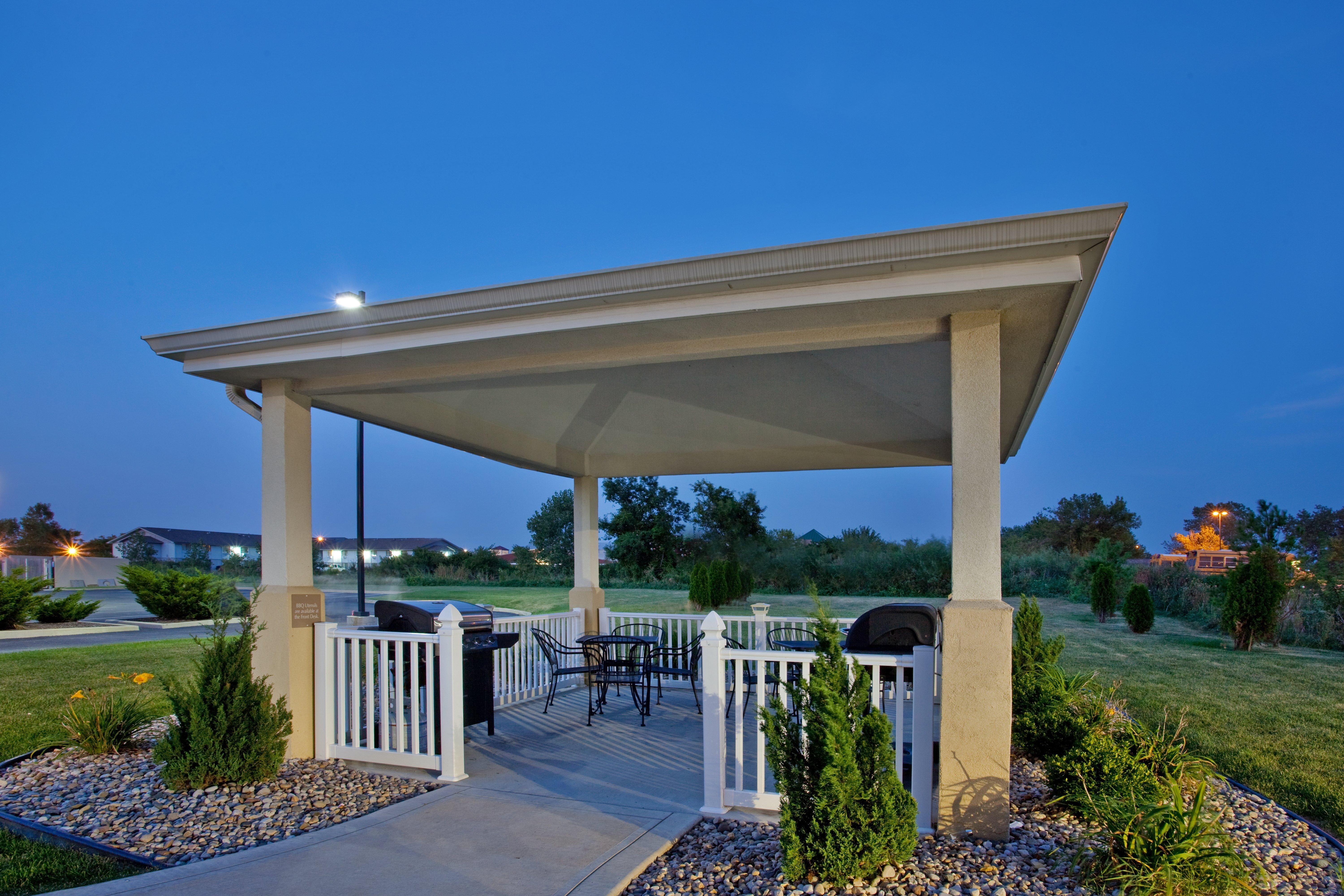 Hotel Candlewood By Ihg 3*